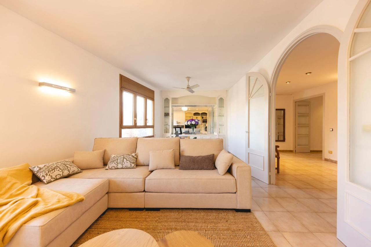 Bravissimo El Lleo, Bright 4-Bedroom Apartment Girona Exterior photo